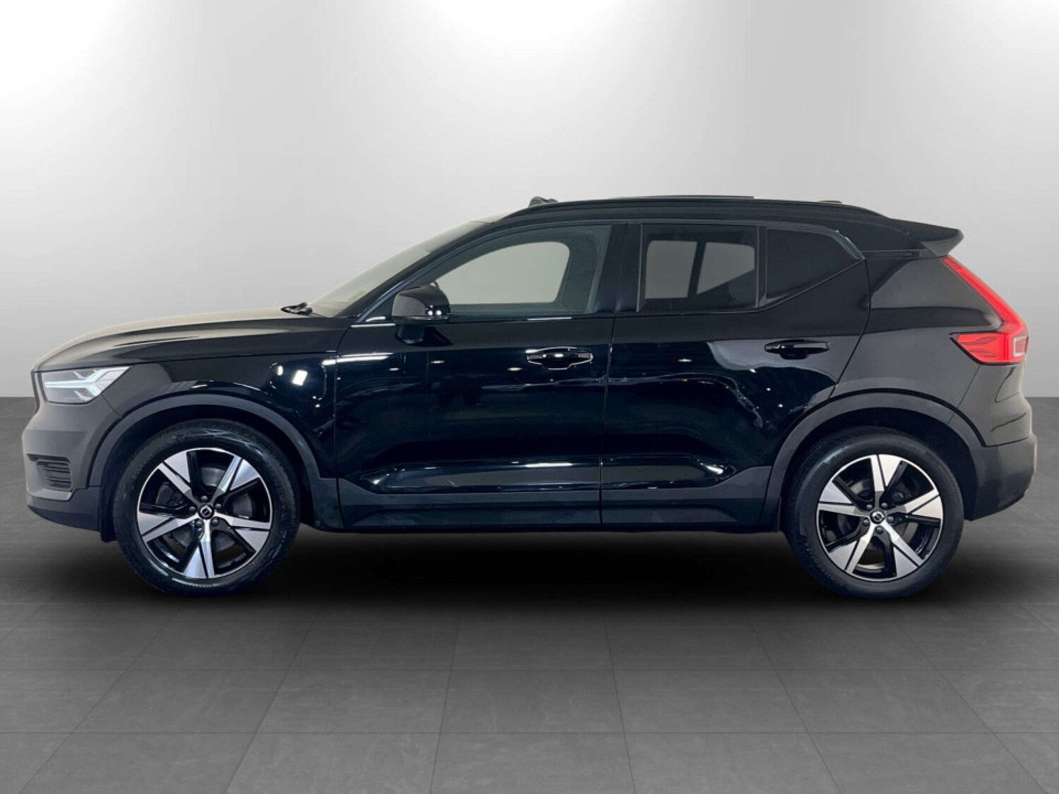 Used Volvo XC40 2022 for sale - 77529419: Photo 6