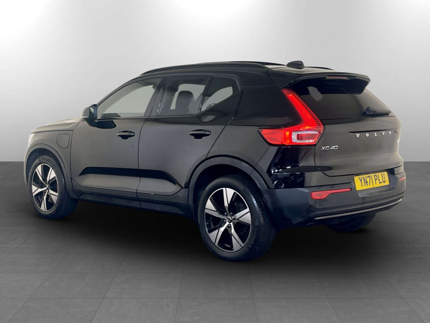 Used Volvo XC40 2022 for sale - 77529419: Photo 7