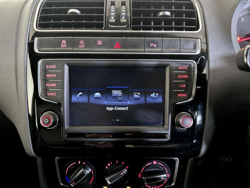 Used Volkswagen Polo 2017 for sale - 76557472: Photo 23