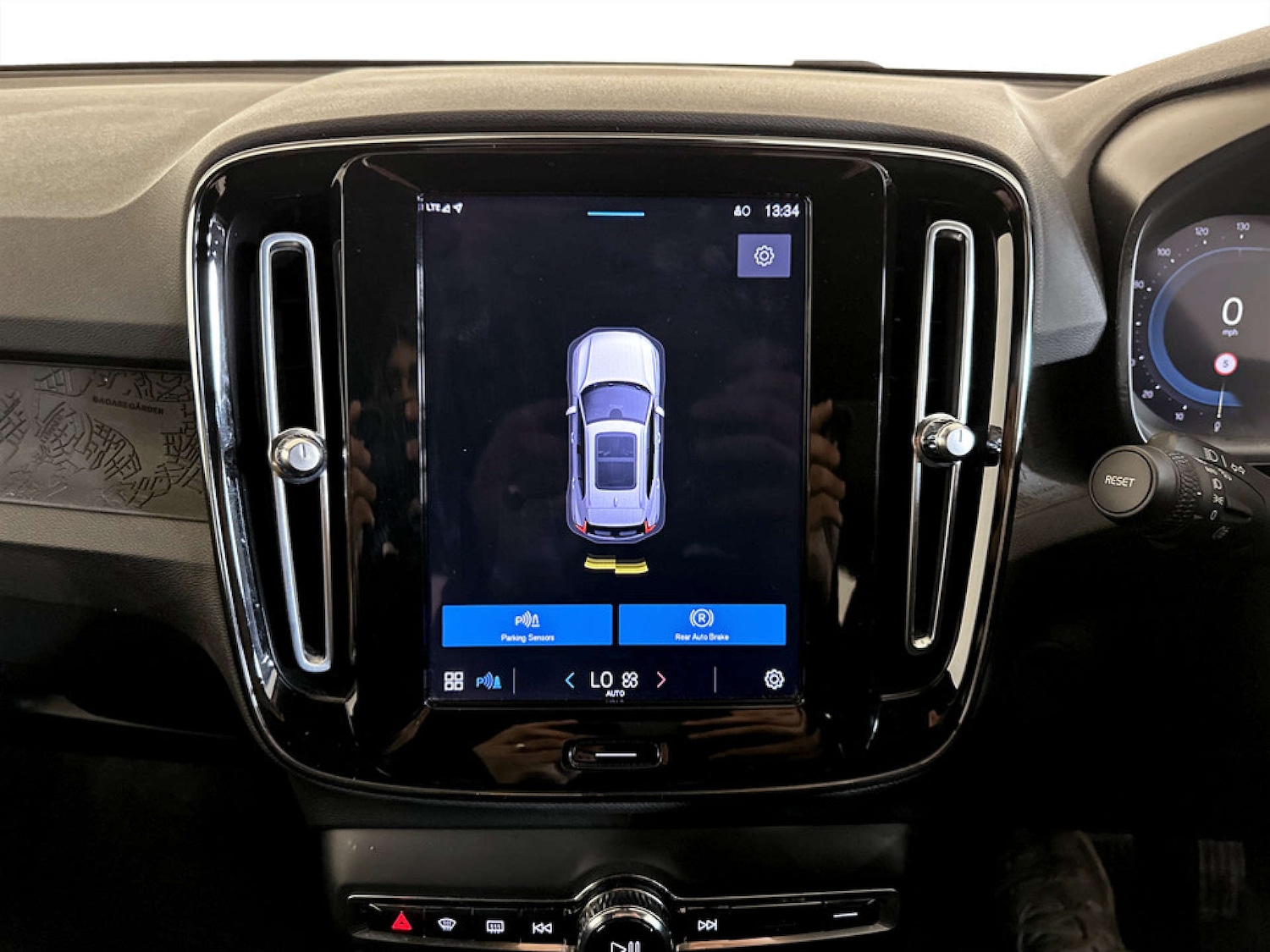 Used Volvo XC40 2023 for sale - 77249254: Photo 20