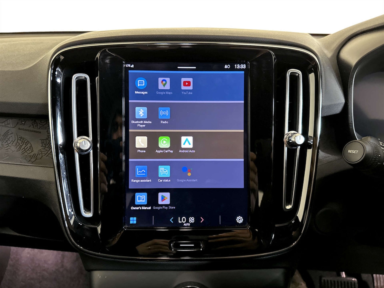 Used Volvo XC40 2023 for sale - 77249254: Photo 21