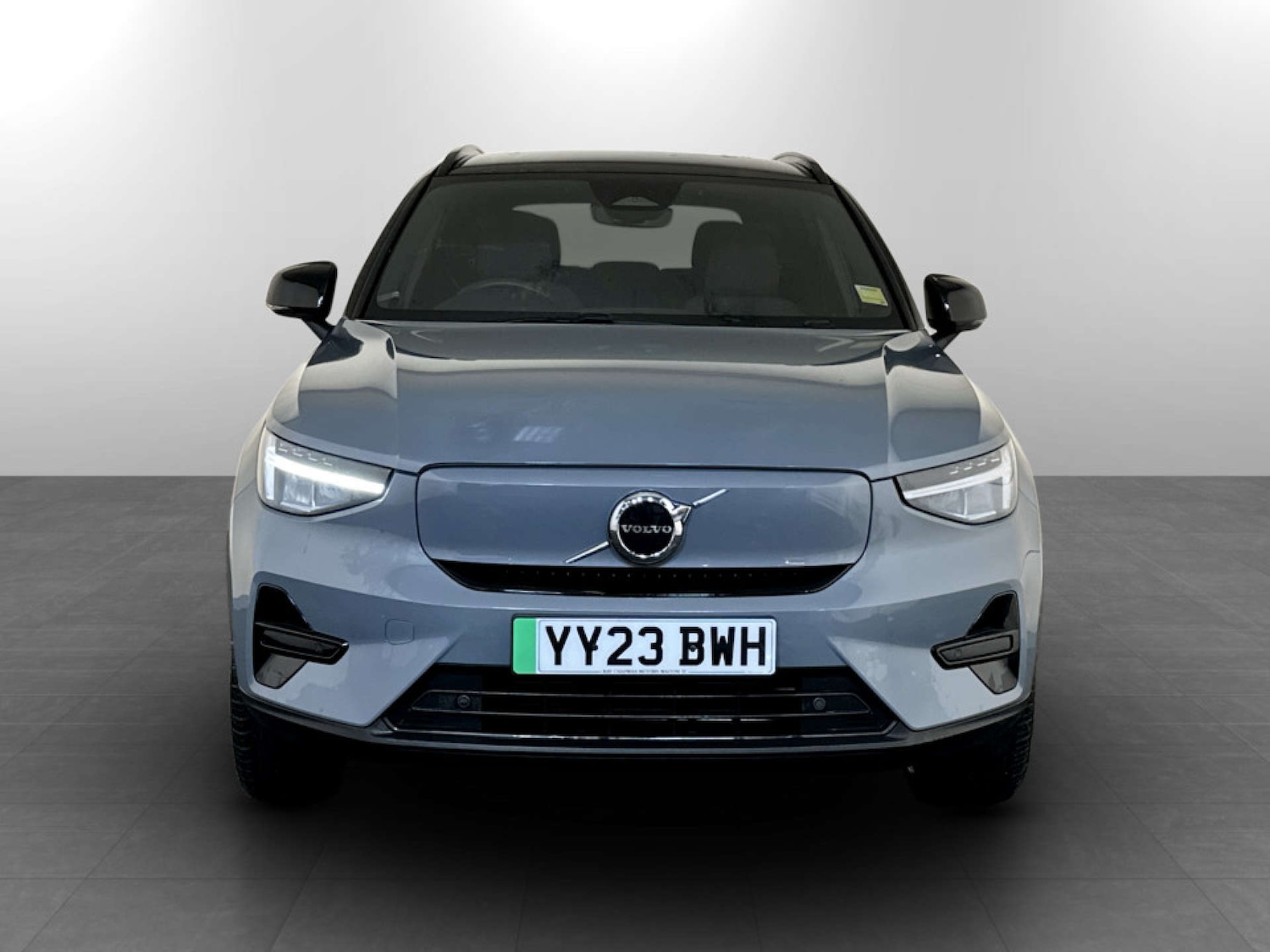 Used Volvo XC40 2023 for sale - 77249254: Photo 5