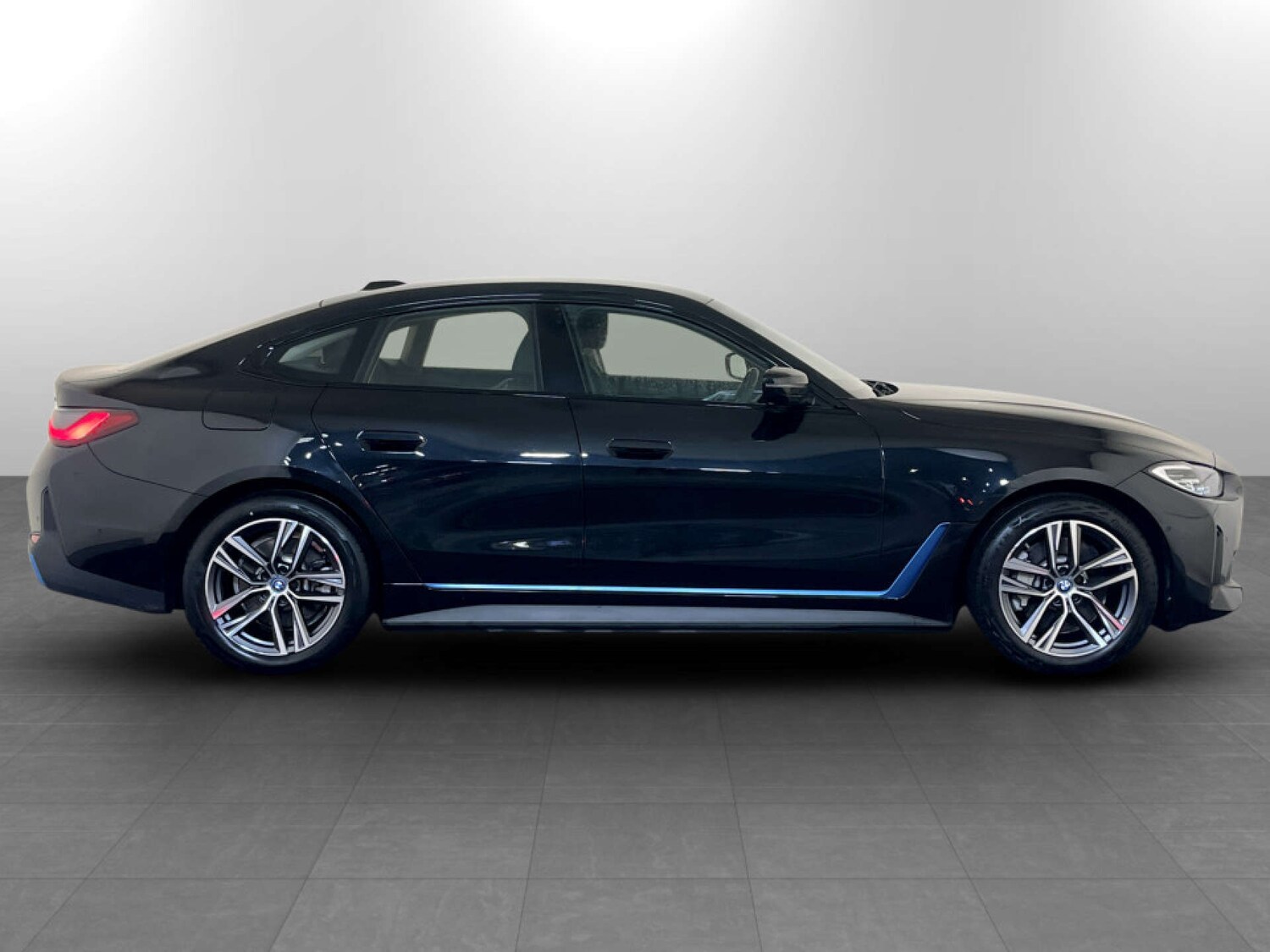 Used BMW i4 2022 for sale - 77368291: Photo 11