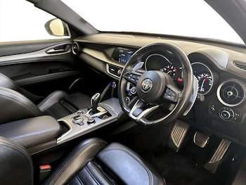 Used Alfa Romeo Stelvio 2020 for sale - 77132651: Photo