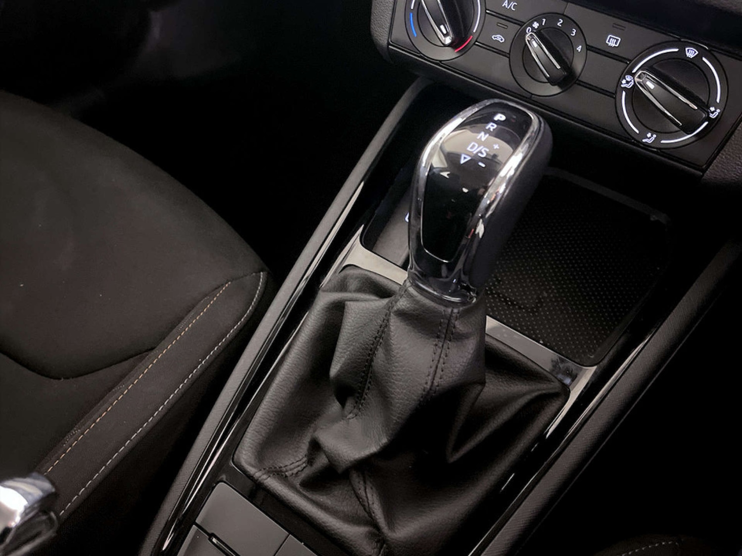 Used Skoda Kamiq 2022 for sale - 77765811: Photo 25