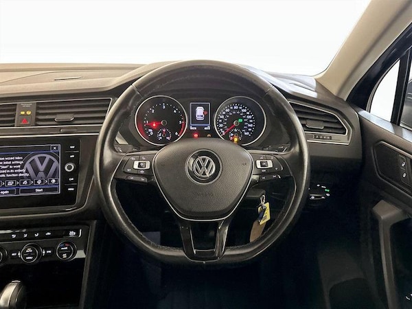 Used Volkswagen Tiguan 2018 for sale - 76234768: Photo 16