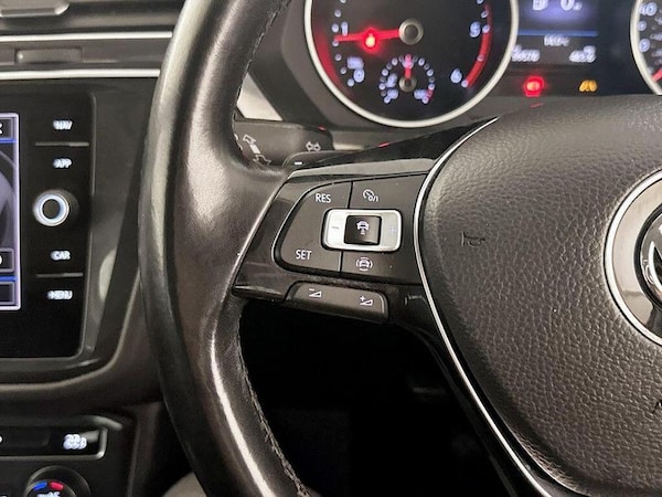 Used Volkswagen Tiguan 2018 for sale - 76234768: Photo 17