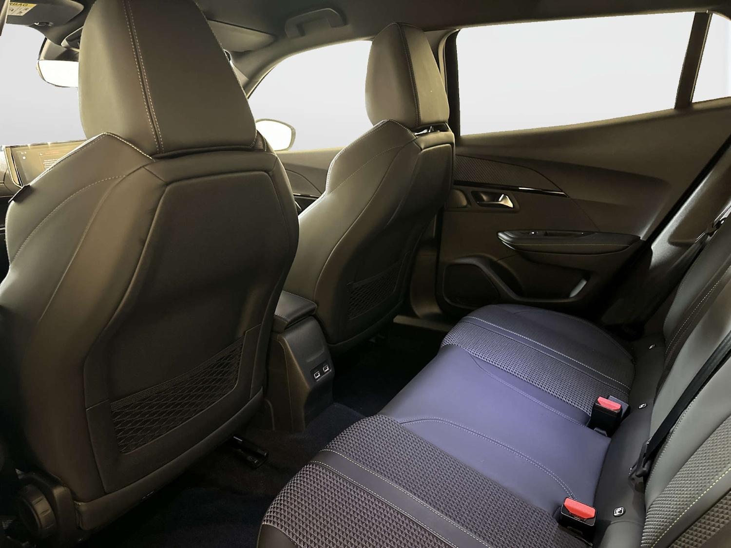 Used Peugeot 2008 2022 for sale - 77877250: Photo 14