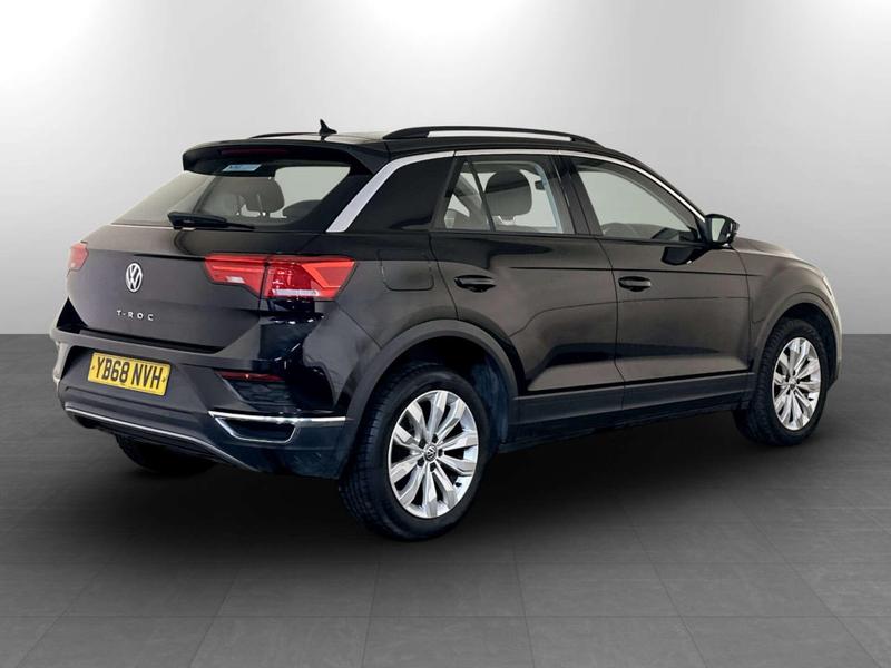 Used Volkswagen T-Roc 2018 for sale - 77163975: Photo 10