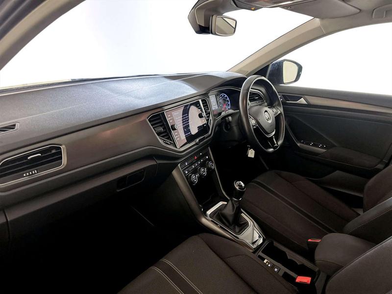 Used Volkswagen T-Roc 2018 for sale - 77163975: Photo 13