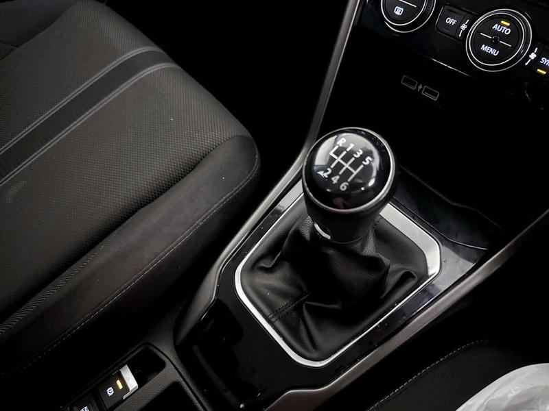 Used Volkswagen T-Roc 2018 for sale - 77163975: Photo 26