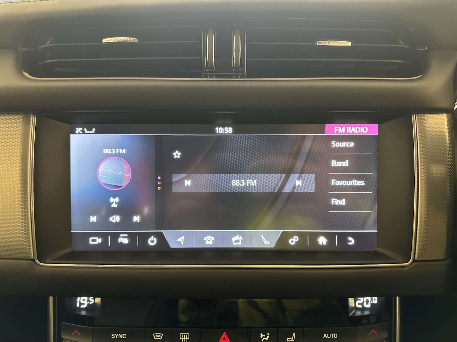 Used Jaguar XF 2019 for sale - 78198793: Photo 22