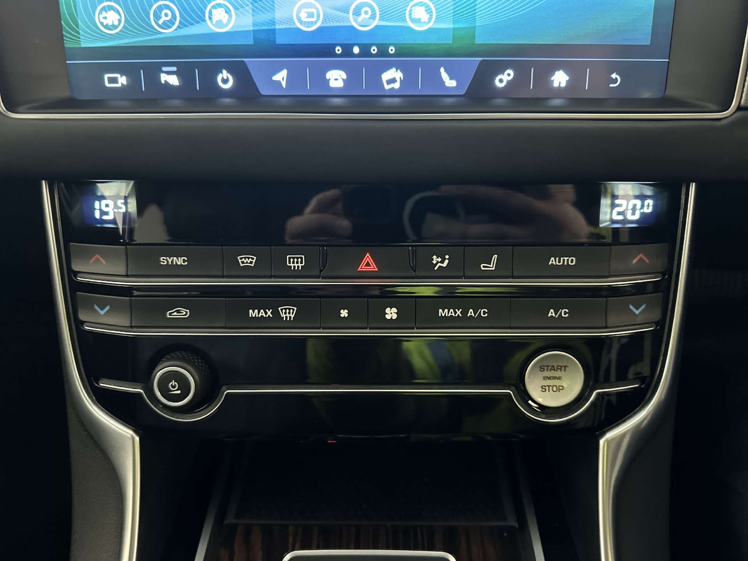 Used Jaguar XF 2019 for sale - 78198793: Photo 23