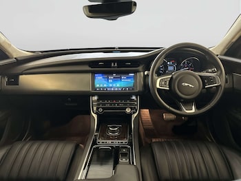 Used Jaguar XF 2019 for sale - 78198793: Photo