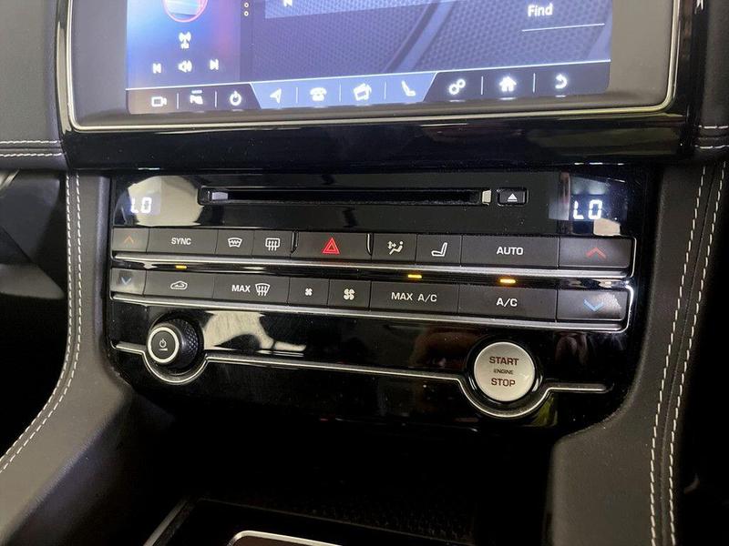 Used Jaguar F-Pace 2019 for sale - 76580735: Photo 26