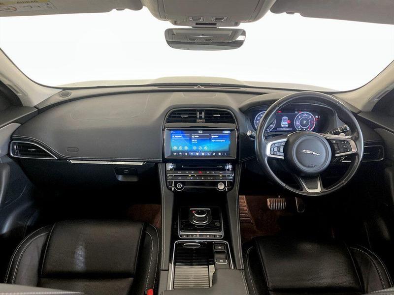 Used Jaguar F-Pace 2019 for sale - 76580735: Photo 3