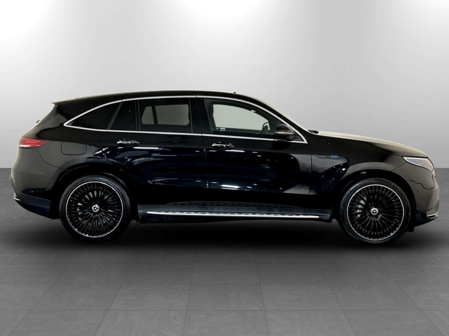 Used Mercedes-Benz EQC 2022 for sale - 77523445: Photo 11