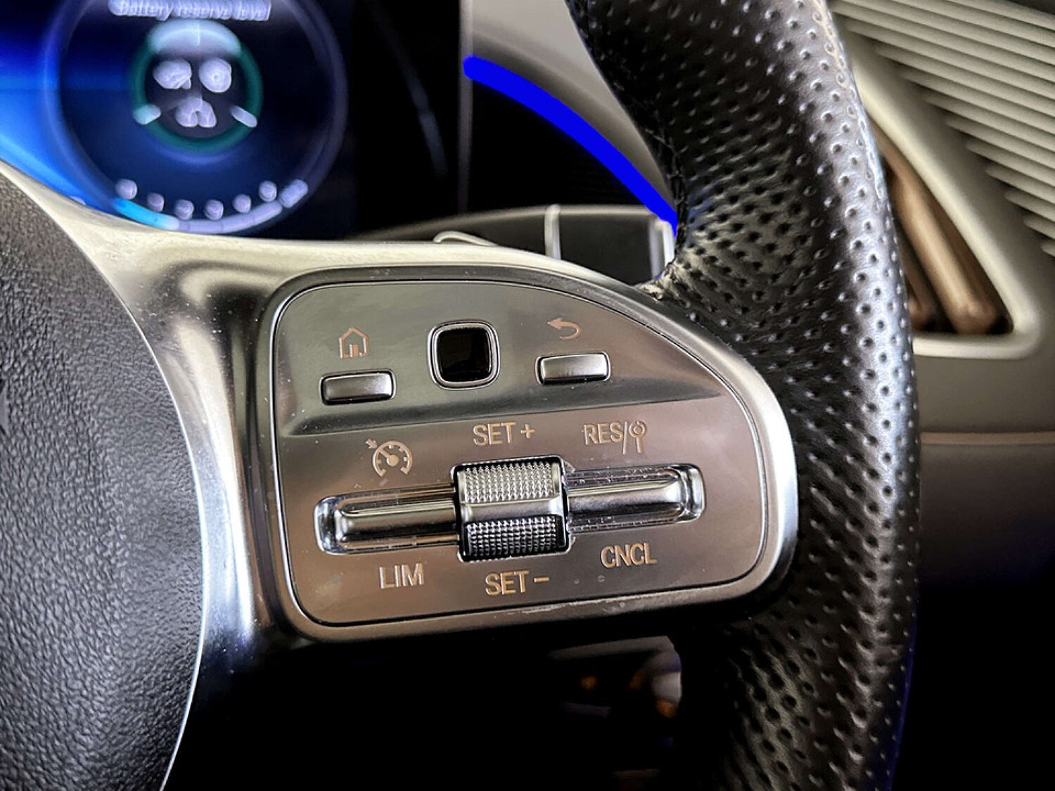 Used Mercedes-Benz EQC 2022 for sale - 77523445: Photo 19