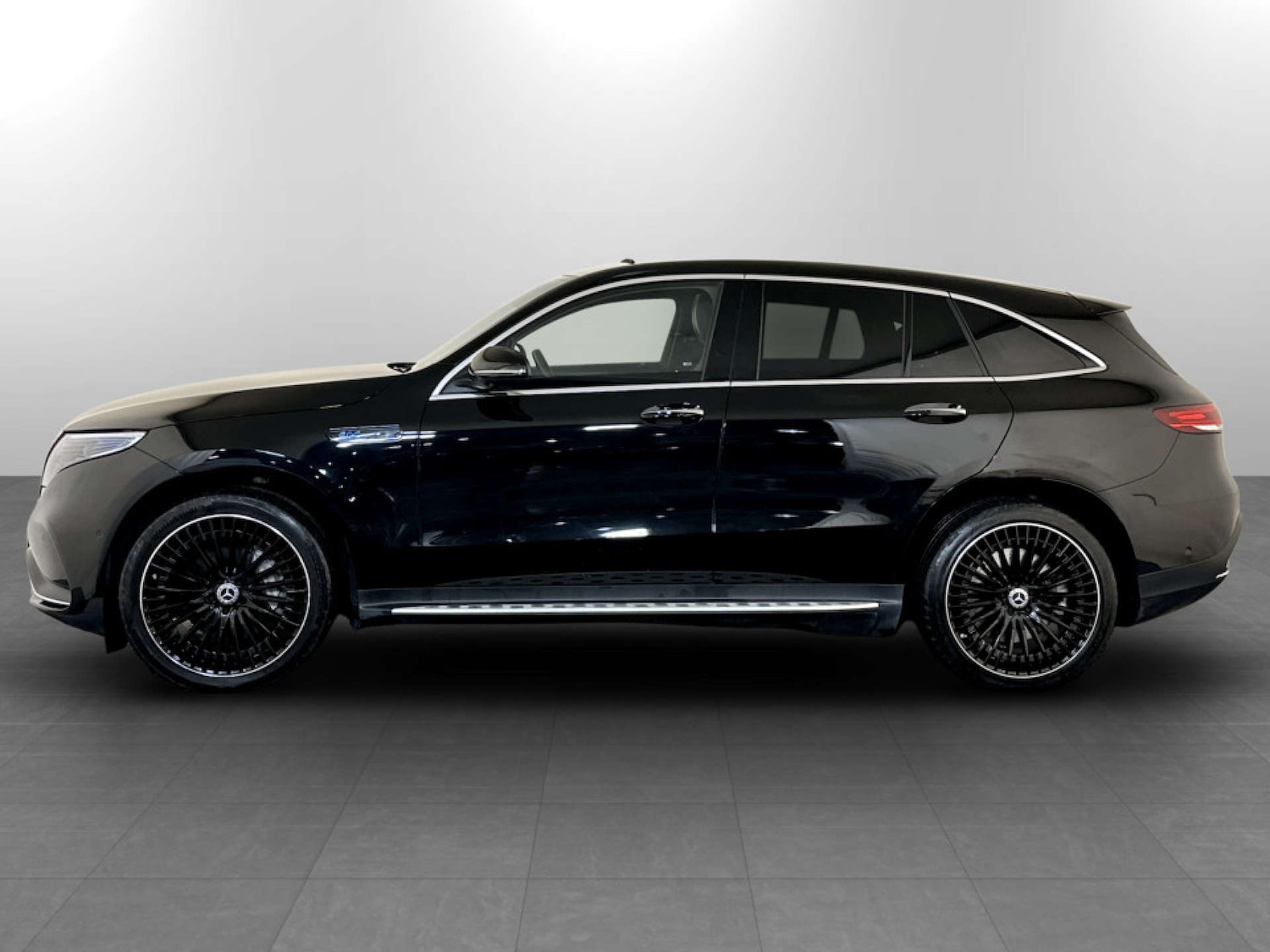 Used Mercedes-Benz EQC 2022 for sale - 77523445: Photo 7