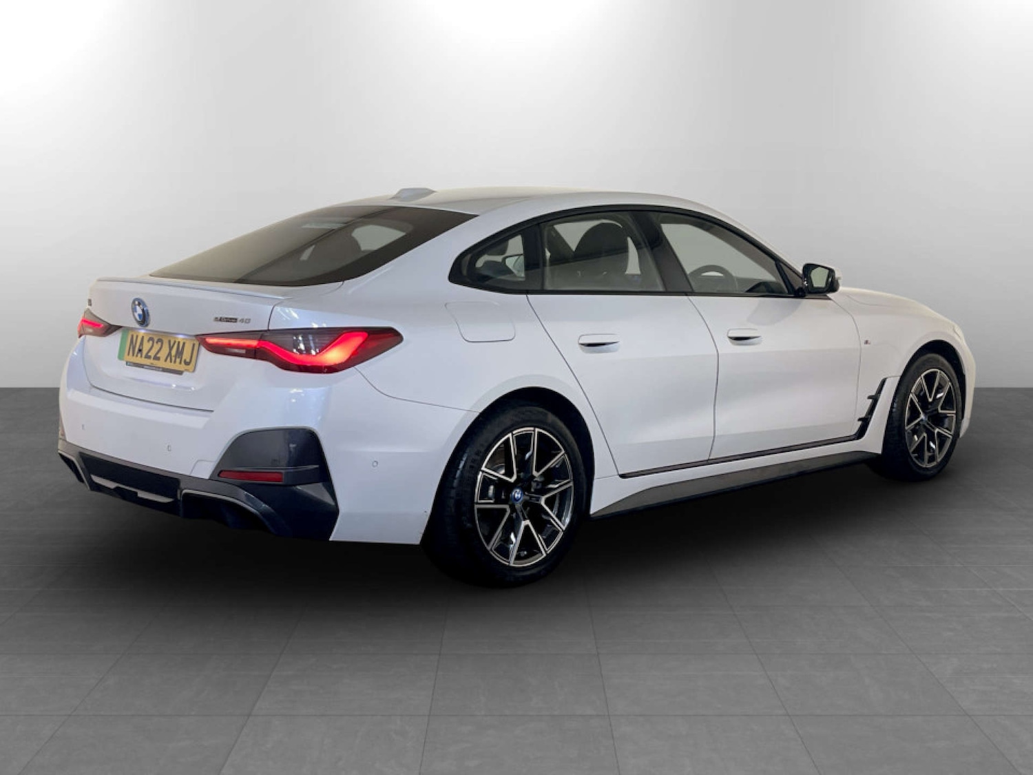 Used BMW i4 2022 for sale - 77297279: Photo 10