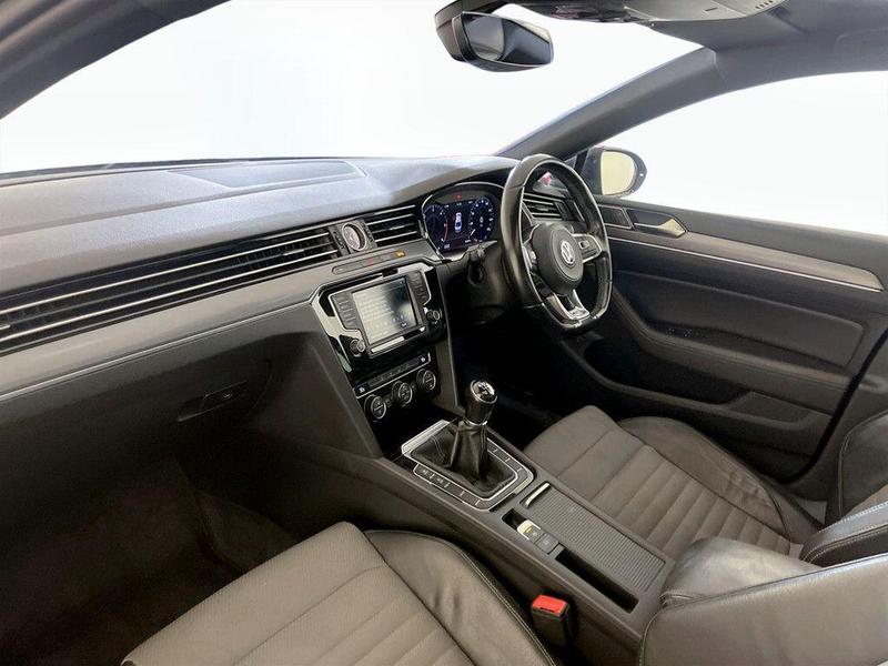 Used Volkswagen Passat 2017 for sale - 76449303: Photo 12