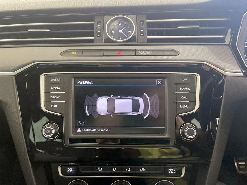 Used Volkswagen Passat 2017 for sale - 76449303: Photo 24