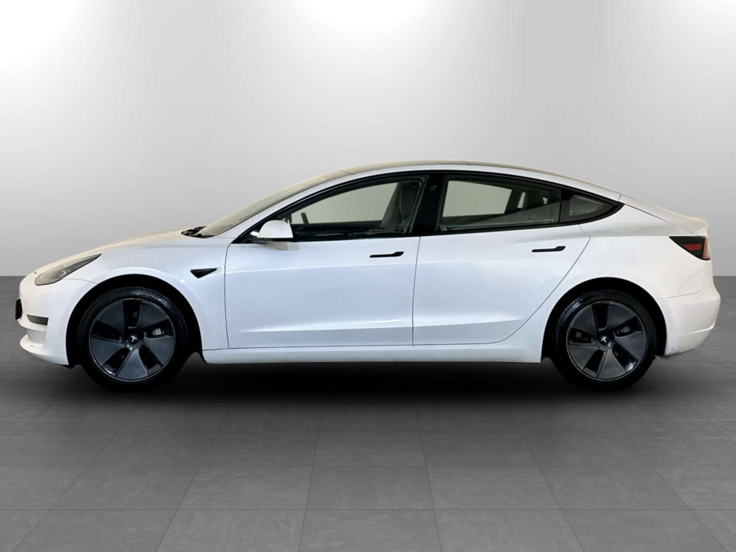 Used Tesla Model 3 2021 for sale - 77547701: Photo 7
