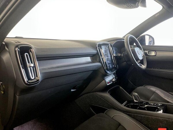 Used Volvo XC40 2021 for sale - 76184457: Photo 12