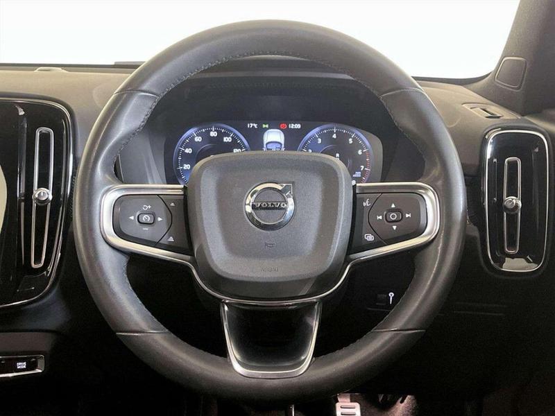 Used Volvo XC40 2021 for sale - 76184457: Photo 16