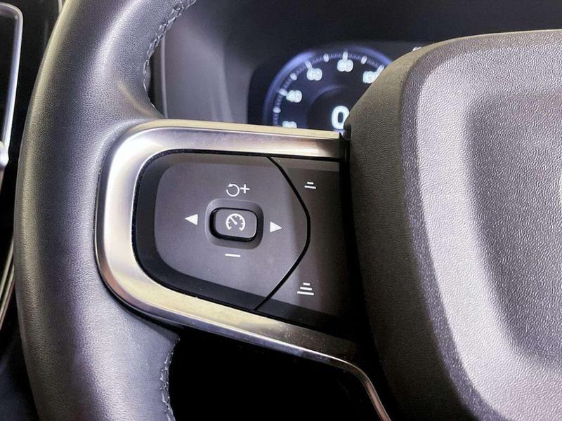 Used Volvo XC40 2021 for sale - 76184457: Photo 17