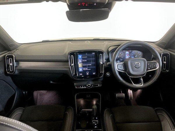 Used Volvo XC40 2021 for sale - 76184457: Photo 3