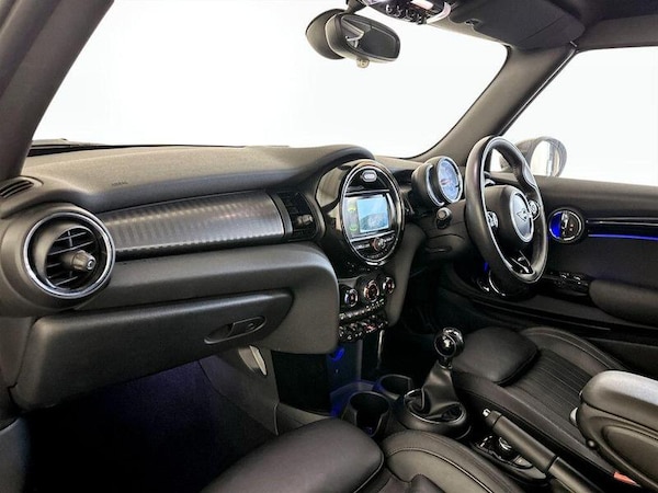 Used MINI Convertible 2019 for sale - 75712077: Photo 12