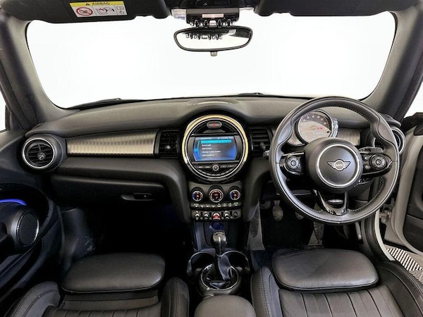 Used MINI Convertible 2019 for sale - 75712077: Photo 3
