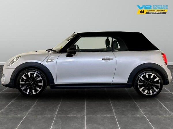 Used MINI Convertible 2019 for sale - 75712077: Photo 7