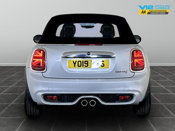 Used MINI Convertible 2019 for sale - 75712077: Photo 9