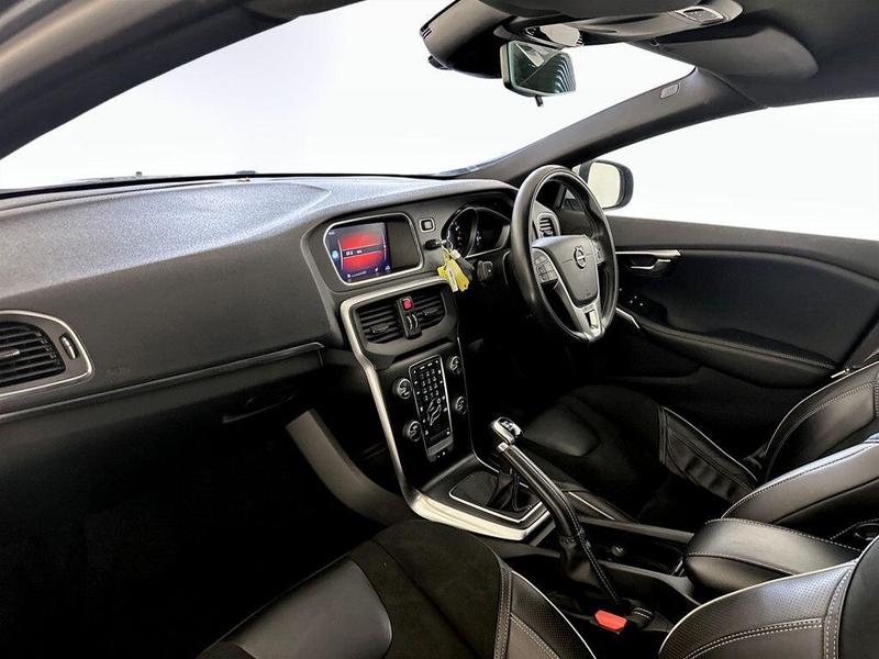 Used Volvo V40 2018 for sale - 76162053: Photo 12