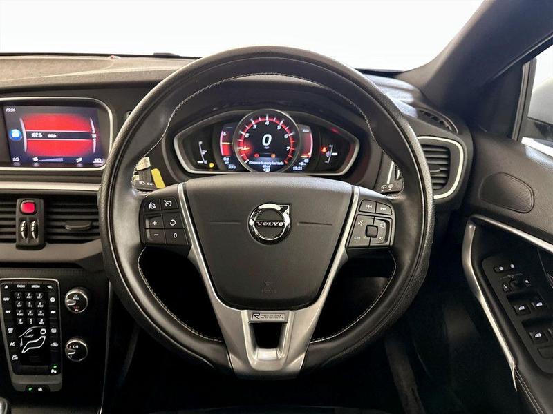 Used Volvo V40 2018 for sale - 76162053: Photo 16