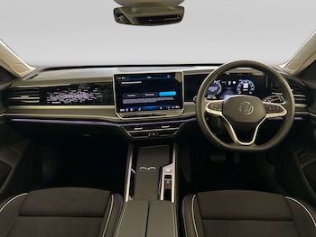 Used Volkswagen Passat 2025 for sale - 79596305: Photo