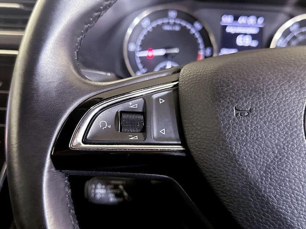 Used Skoda Superb 2019 for sale - 76017119: Photo 18