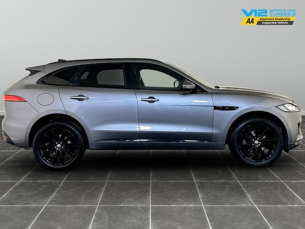 Used Jaguar F-Pace 2019 for sale - 76255299: Photo 11