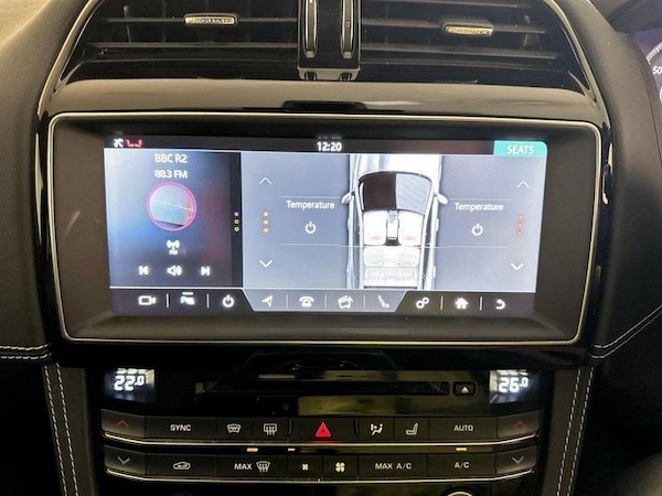 Used Jaguar F-Pace 2019 for sale - 76255299: Photo 23
