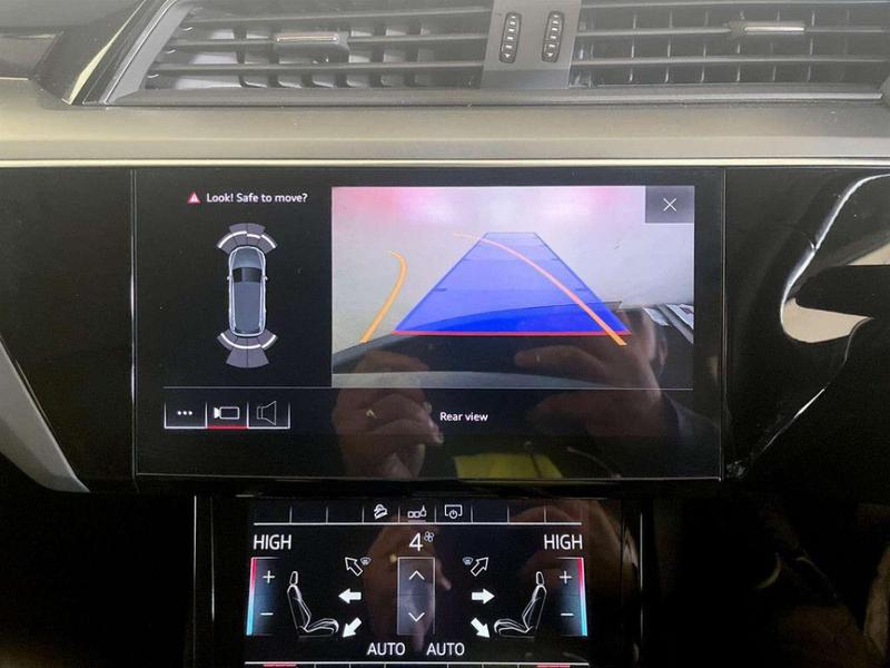 Used Audi e-tron 2021 for sale - 76826007: Photo 21