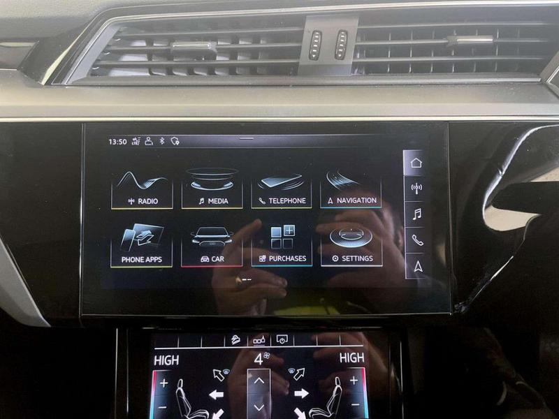 Used Audi e-tron 2021 for sale - 76826007: Photo 23