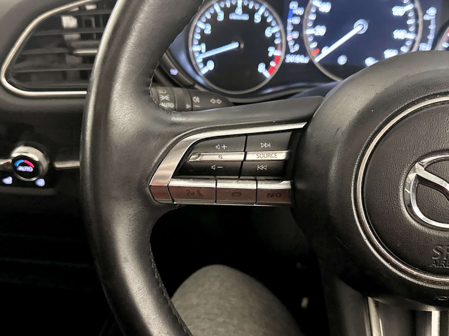 Used Mazda CX-30 2021 for sale - 77185335: Photo 18