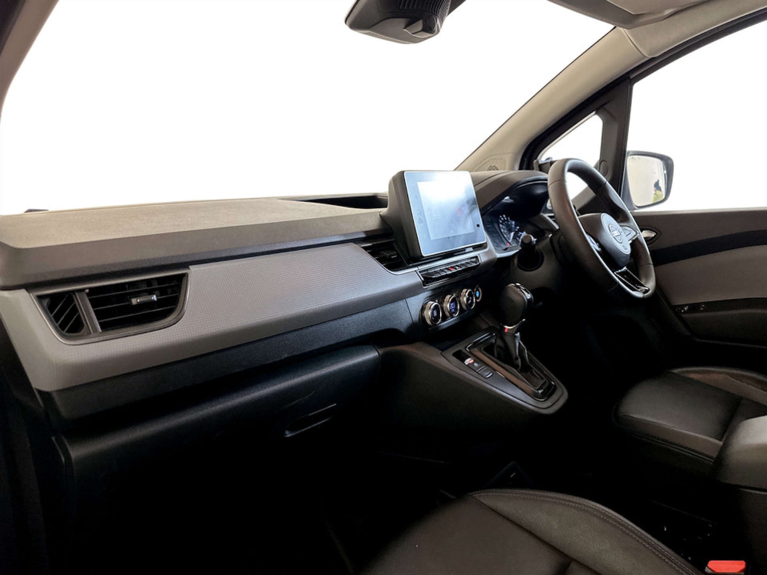 Used Nissan Other 2023 for sale - 77195894: Photo 12