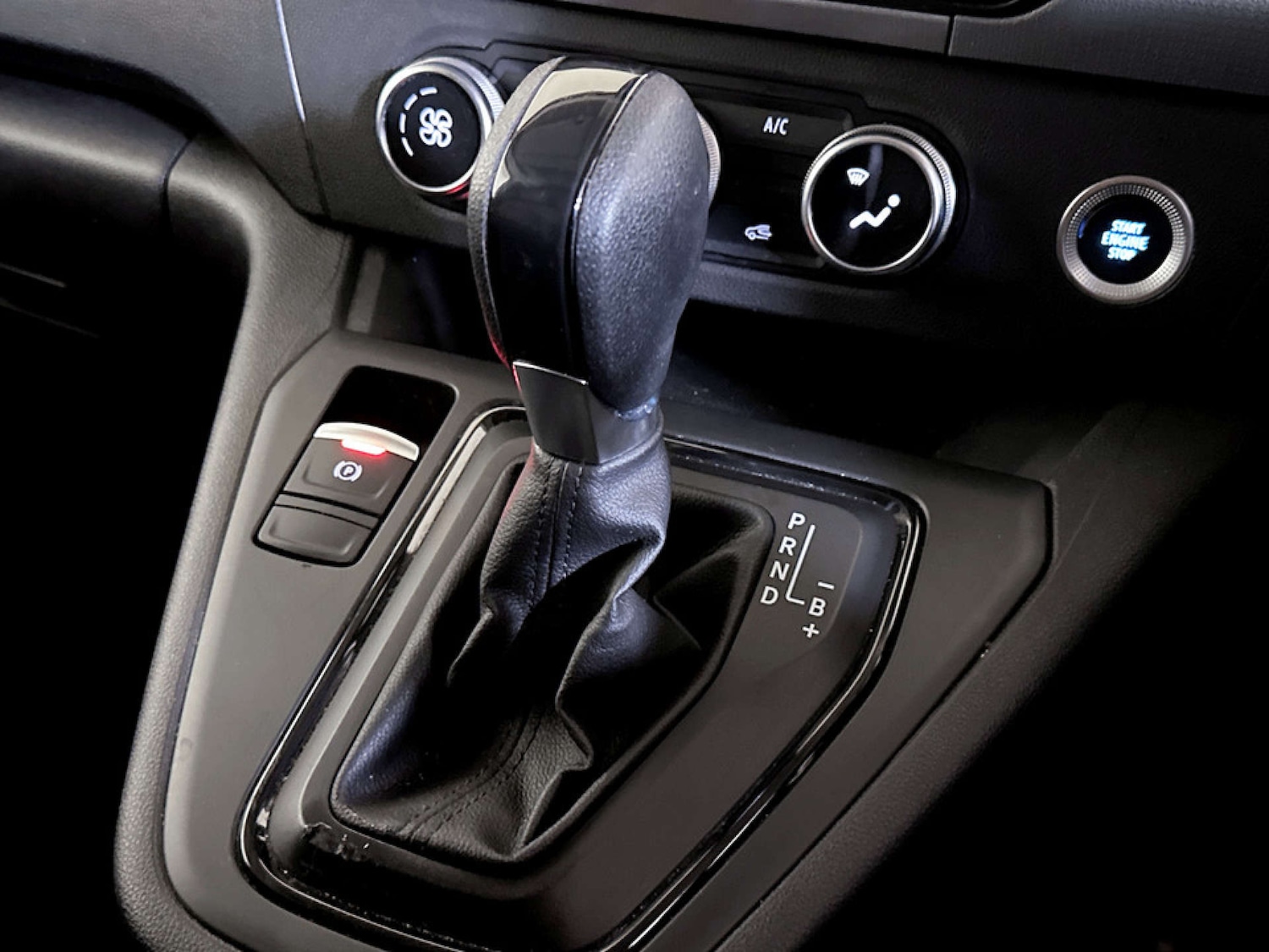 Used Nissan Other 2023 for sale - 77195894: Photo 26