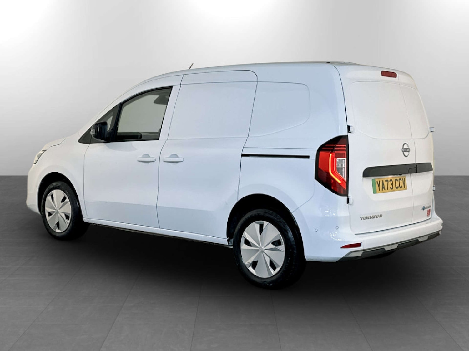 Used Nissan Other 2023 for sale - 77195894: Photo 8