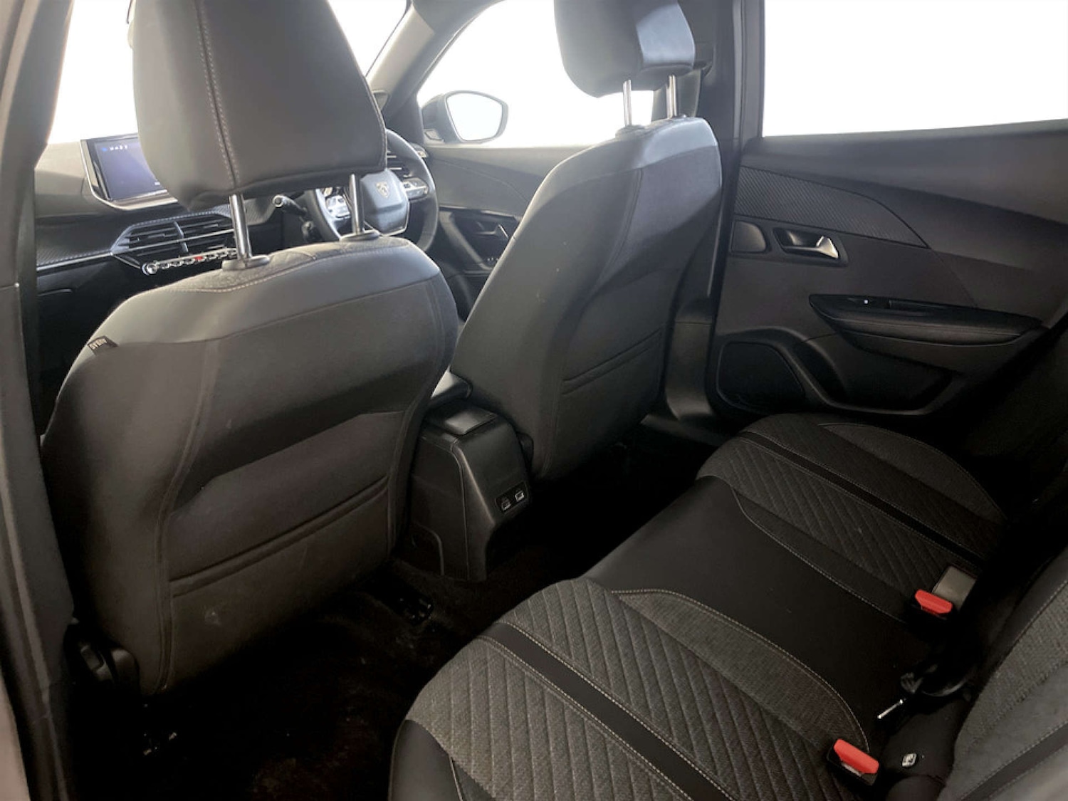 Used Peugeot 2008 2023 for sale - 77655552: Photo 14