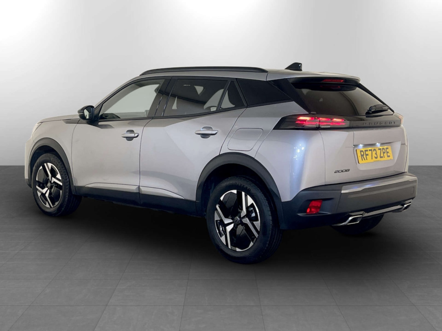 Used Peugeot 2008 2023 for sale - 77655552: Photo 8