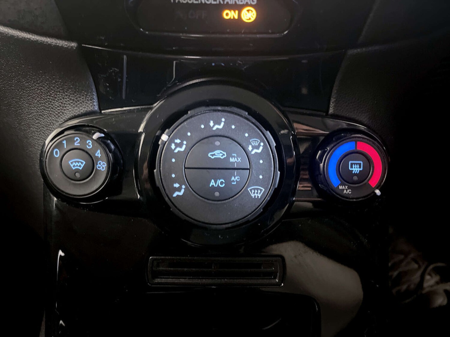 Used Ford Fiesta 2017 for sale - 77604009: Photo 23